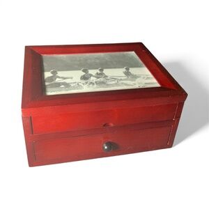Red Wooden Picture Frame Box